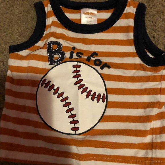 Bundle!! Three shirts - Picture 8 of 8